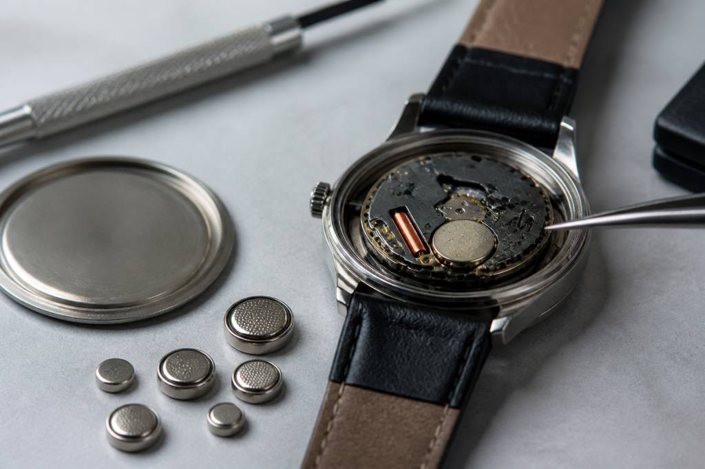 Prix des piles pour montres : guide des tarifs et conseils pour bien choisir